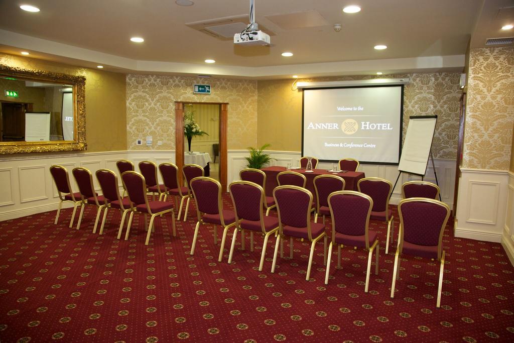 Anner Hotel Thurles Eksteriør bilde