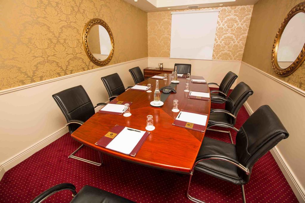 Anner Hotel Thurles Eksteriør bilde